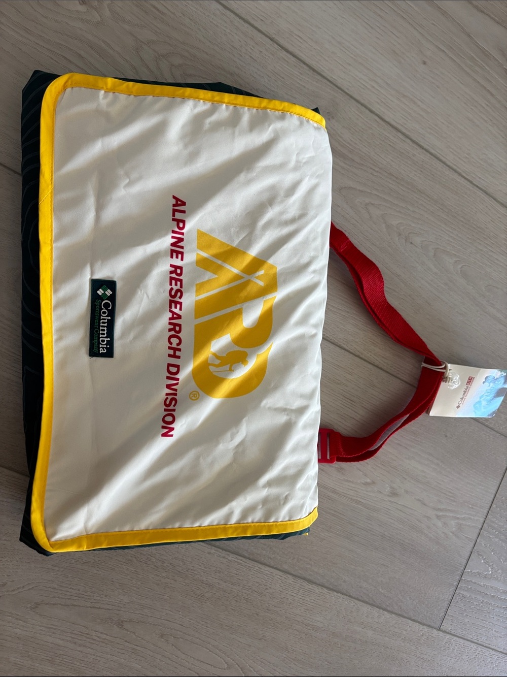 Columbia x Kith Outdoor Picnic Blanket w/Green Topographic Print and Yellow Trim - Picture 6 of 7